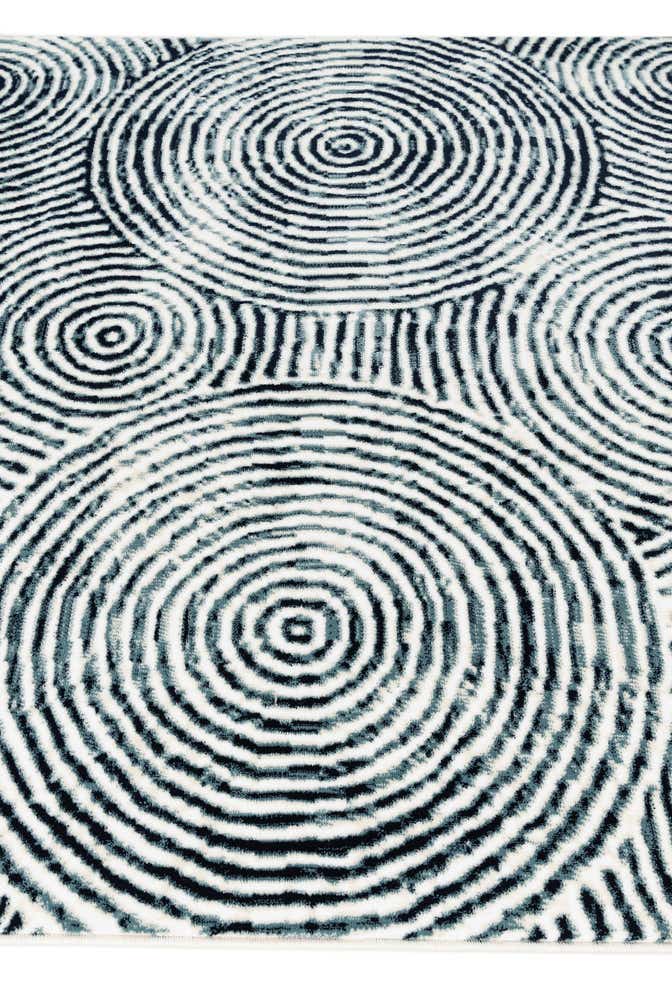 5' 2 x 7' 9 Nain Rug