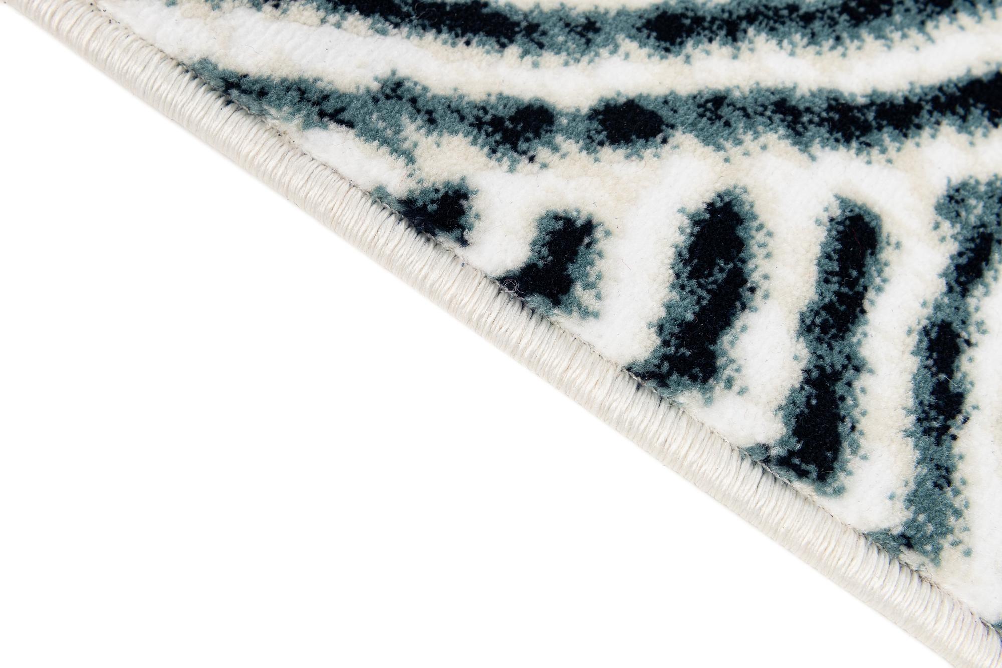 5' 2 x 7' 9 Nain Rug