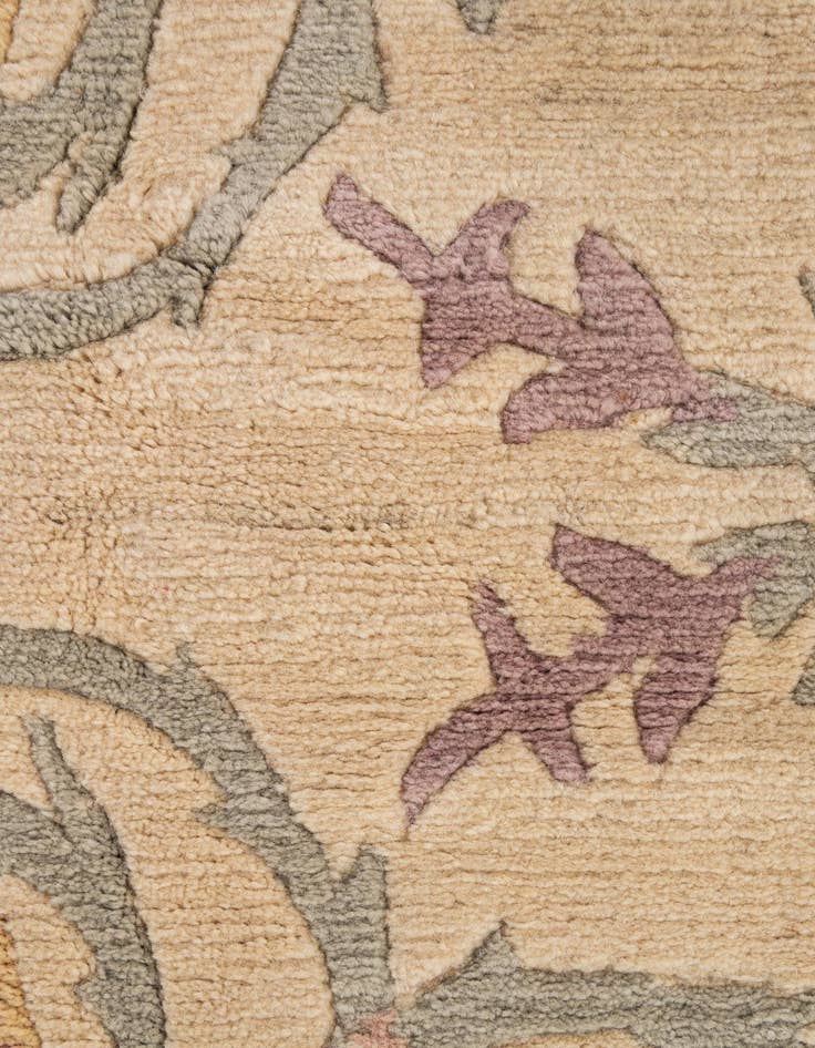 Detail image of 6' 3 x 9' 11  Hand Knotted Nepal Wool Rug