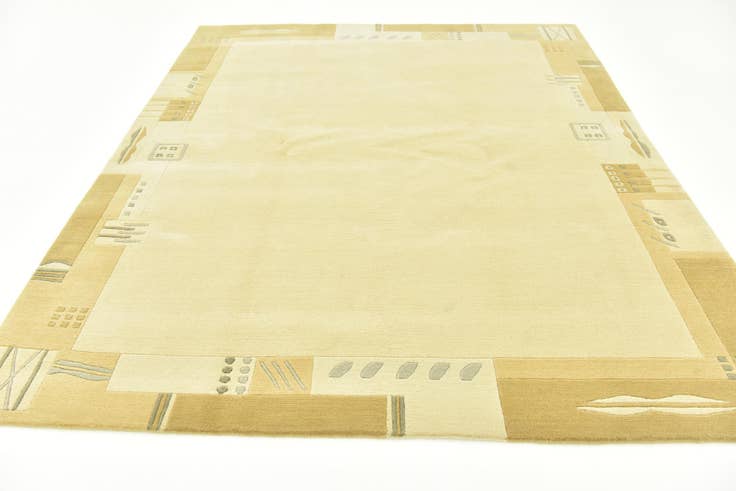 Detail image of 6' 6 x 8' 4 Hand Knotted Nepal Wool Rug