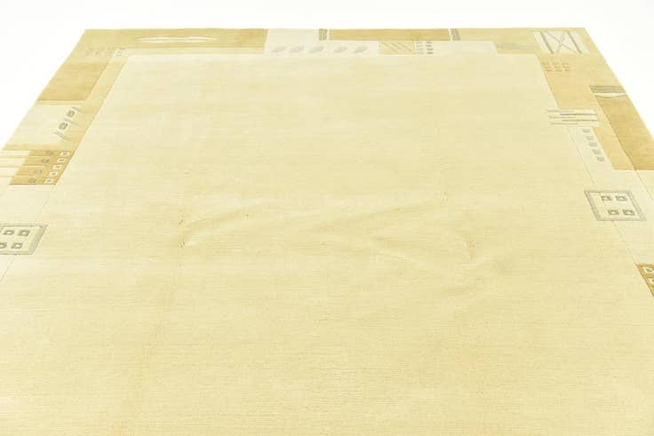 Detail image of 6' 6 x 8' 4 Hand Knotted Nepal Wool Rug