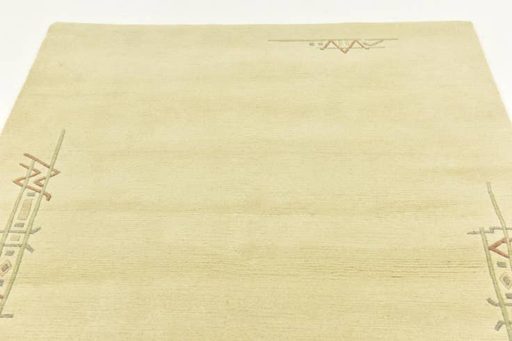 Detail image of 4' x 6' Hand Knotted Nepal Wool Rug