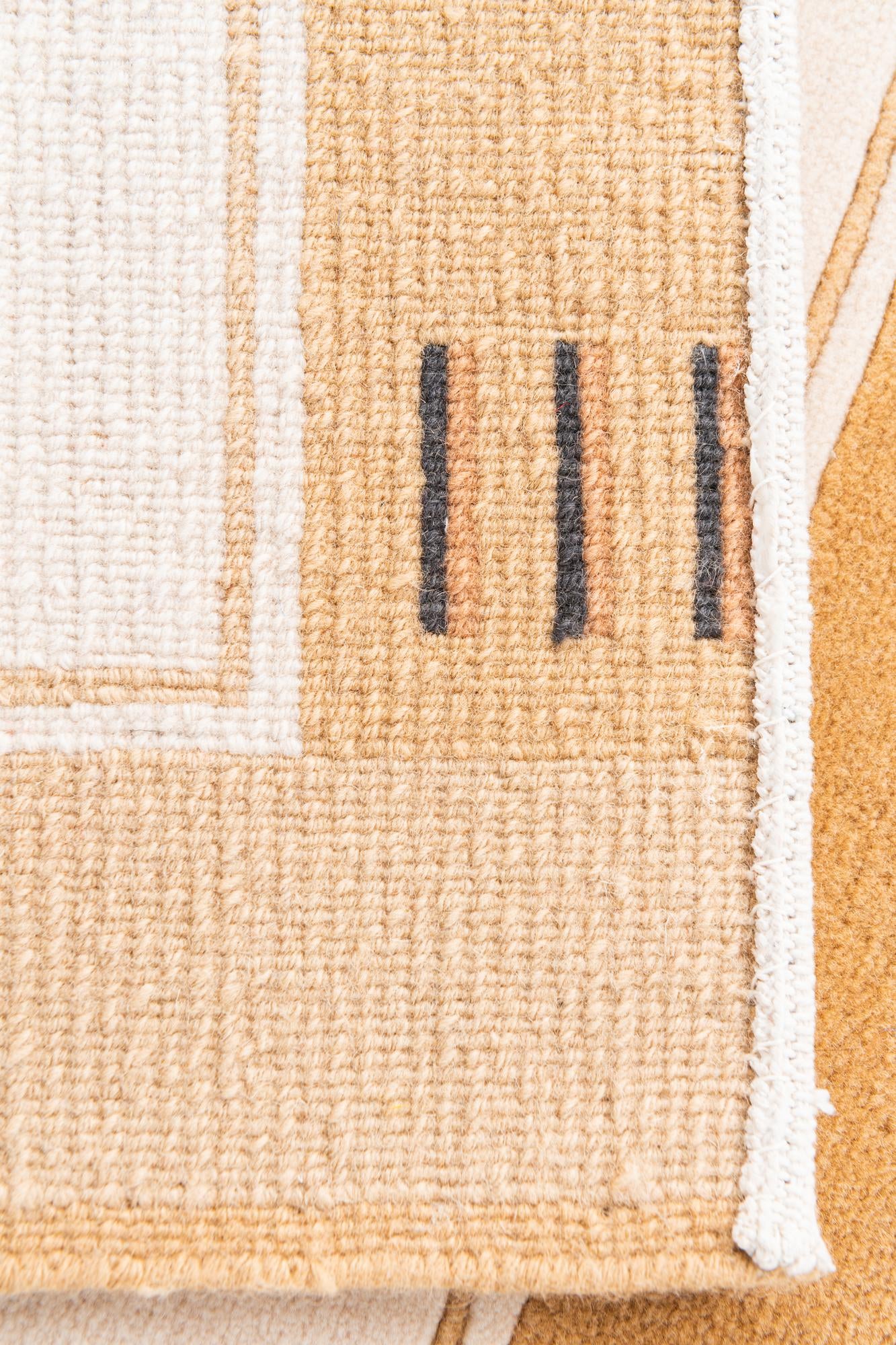 2' 5 x 4' 9 Hand Knotted Nepal Wool Rug