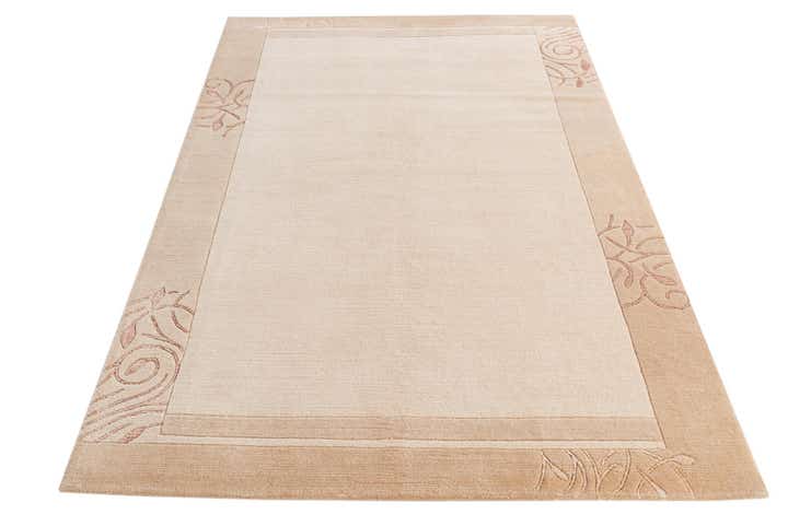 4' 9 x 6' 7 Hand Knotted Nepal Rug