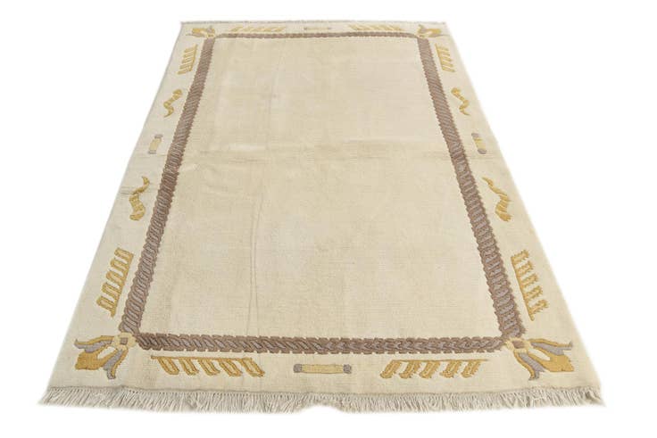 Detail image of 4' 9 x 7' Hand Knotted Nepal Wool Rug