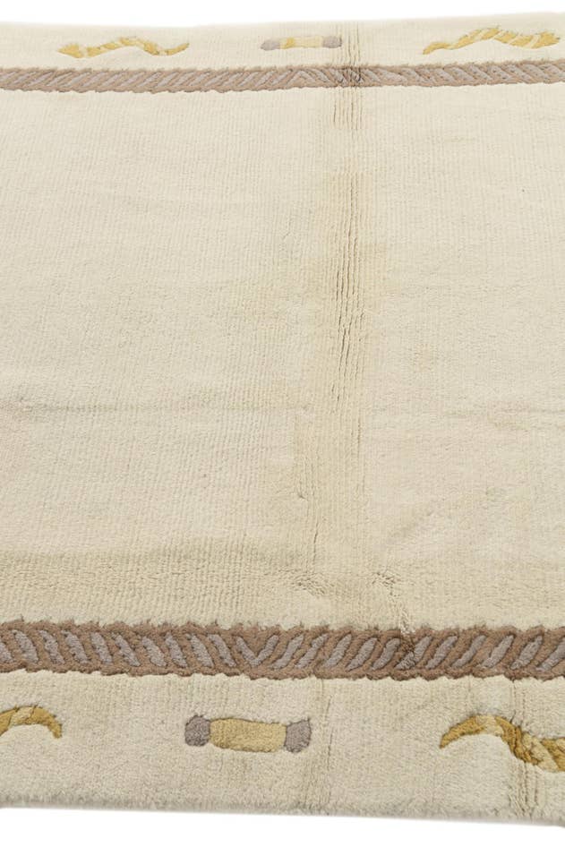 Detail image of 4' 9 x 7' Hand Knotted Nepal Wool Rug