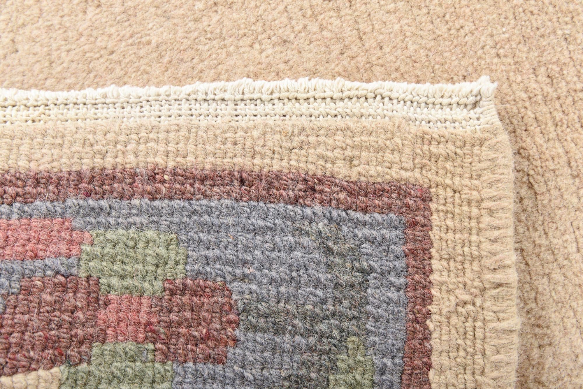 4' x 6' Hand Knotted Nepal Wool Rug