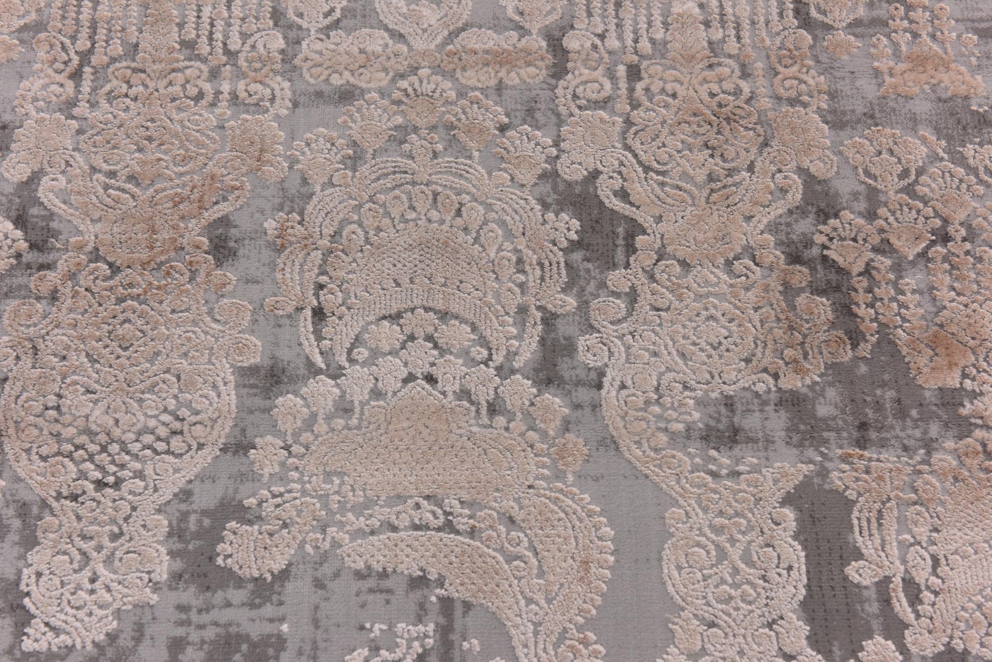 5' x 7' 8 New Vintage Rug