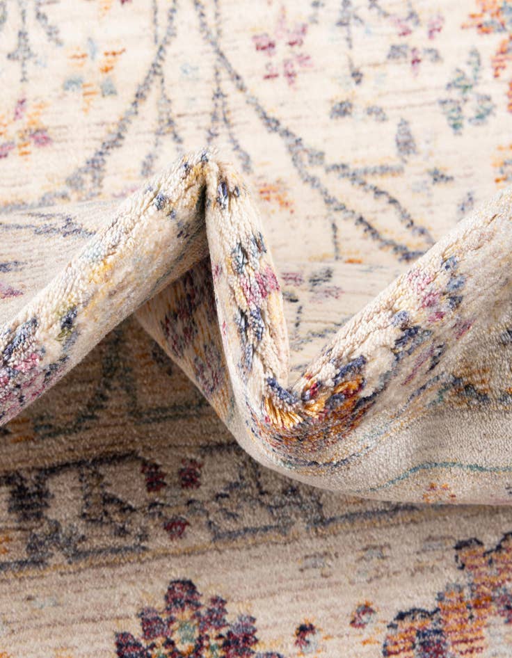 Detail image of 5' x 8' 2 Noble Rug