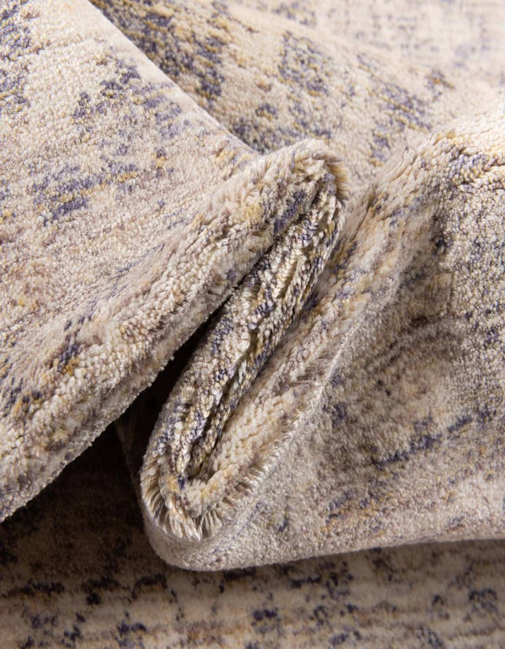 Detail image of 5' x 8' 2 Noble Rug