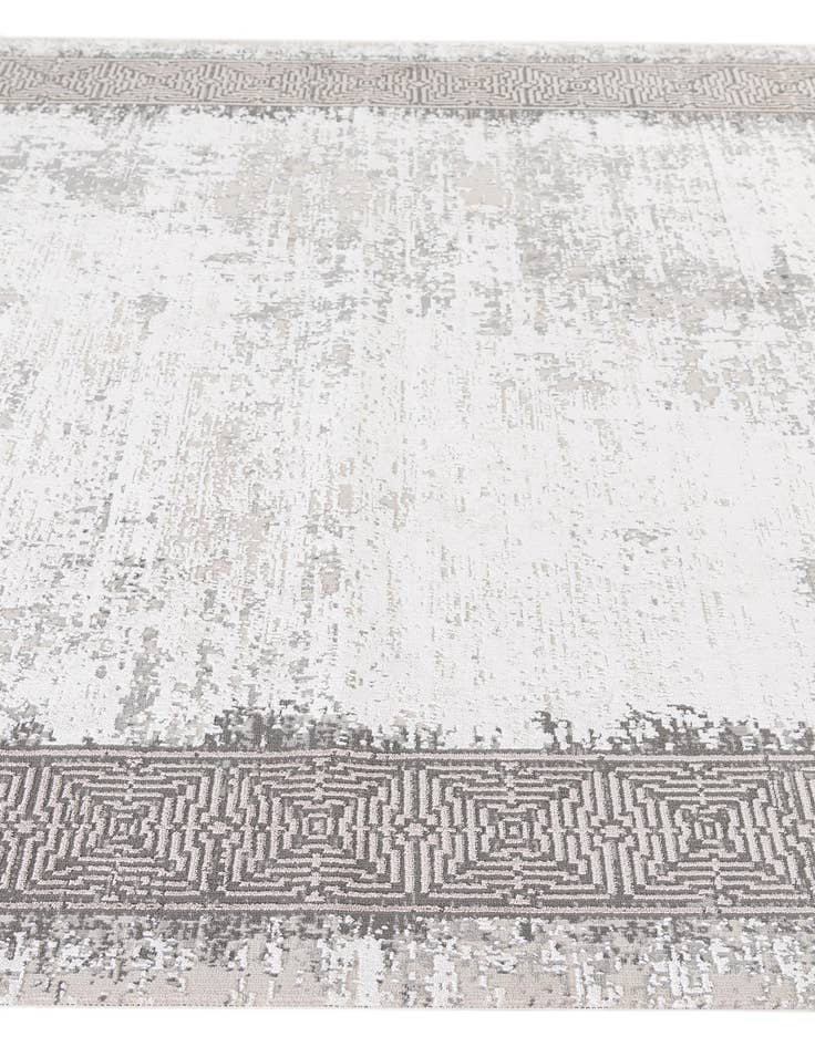 Detail image of 5' 2 x 7' 9 Oasis Rug