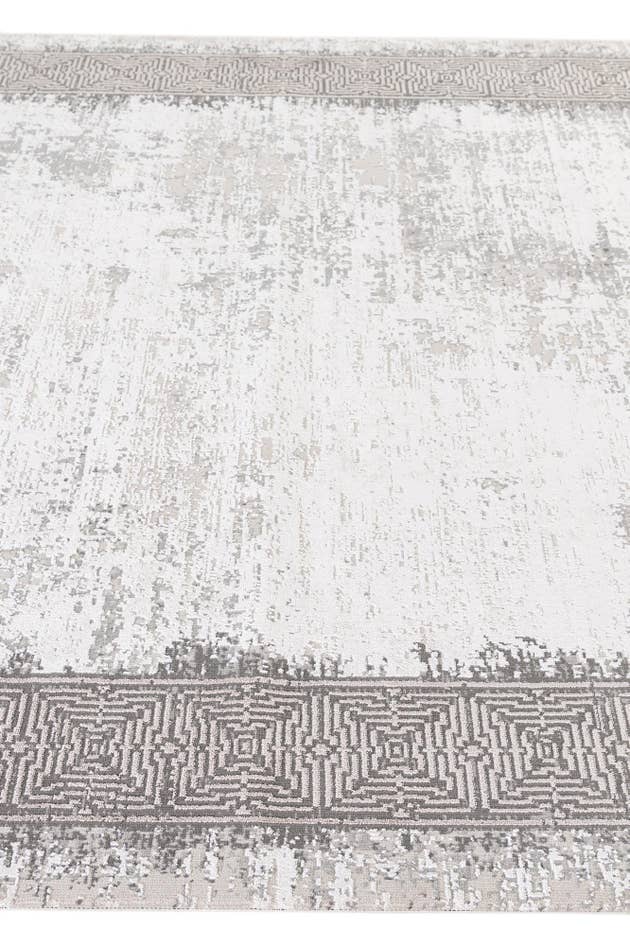 Detail image of 5' 2 x 7' 9 Oasis Rug