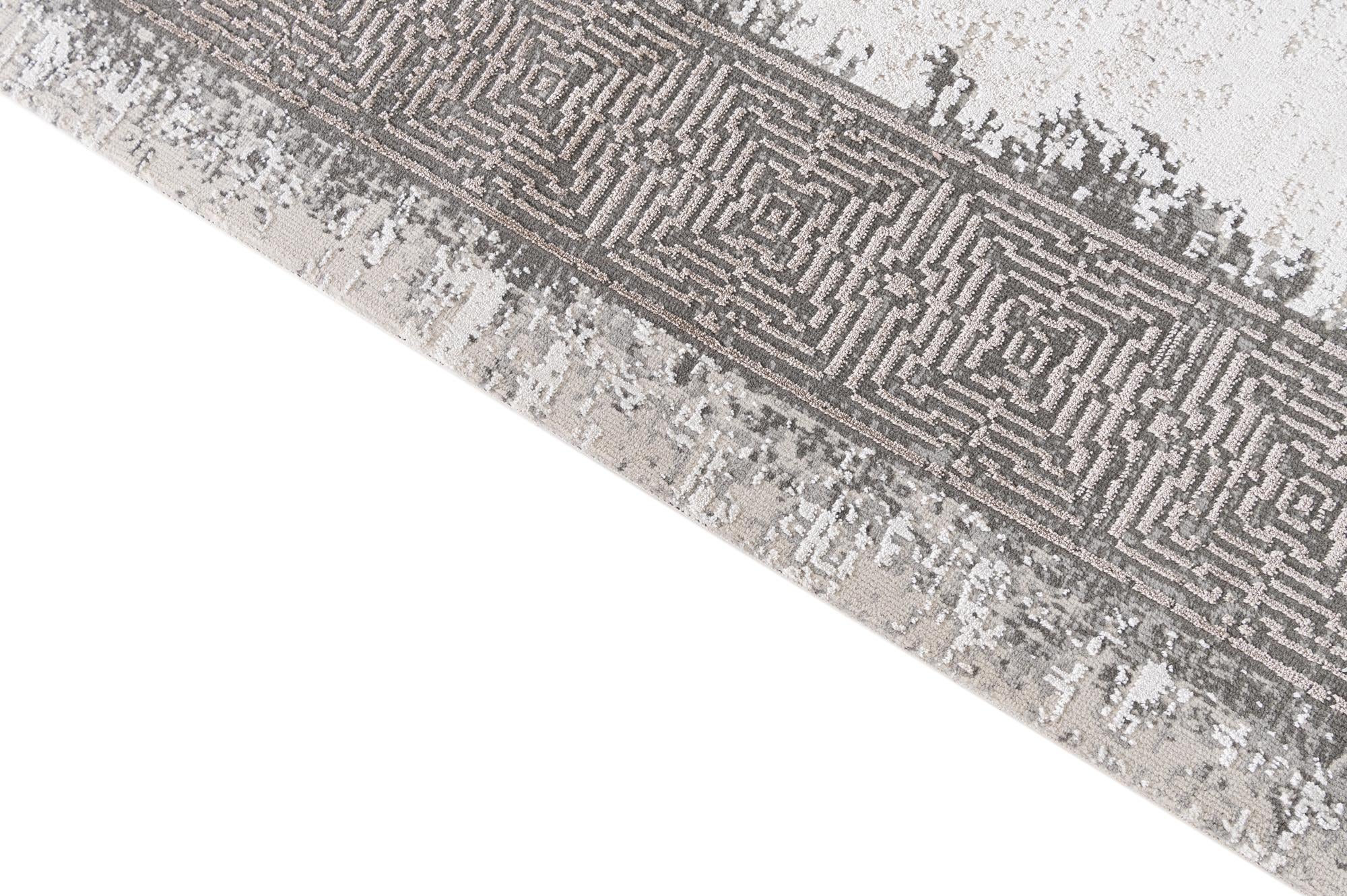 5' 2 x 7' 9 Oasis Rug