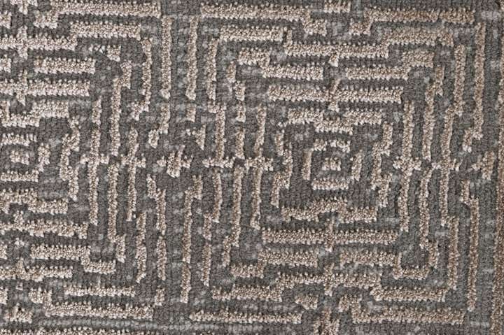 5' 2 x 7' 9 Oasis Rug
