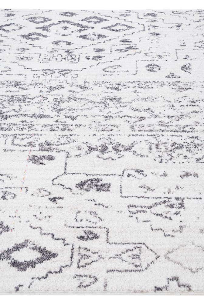 5' 3 x 7' 8 Oregon Rug