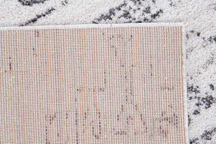 5' 3 x 7' 8 Oregon Rug