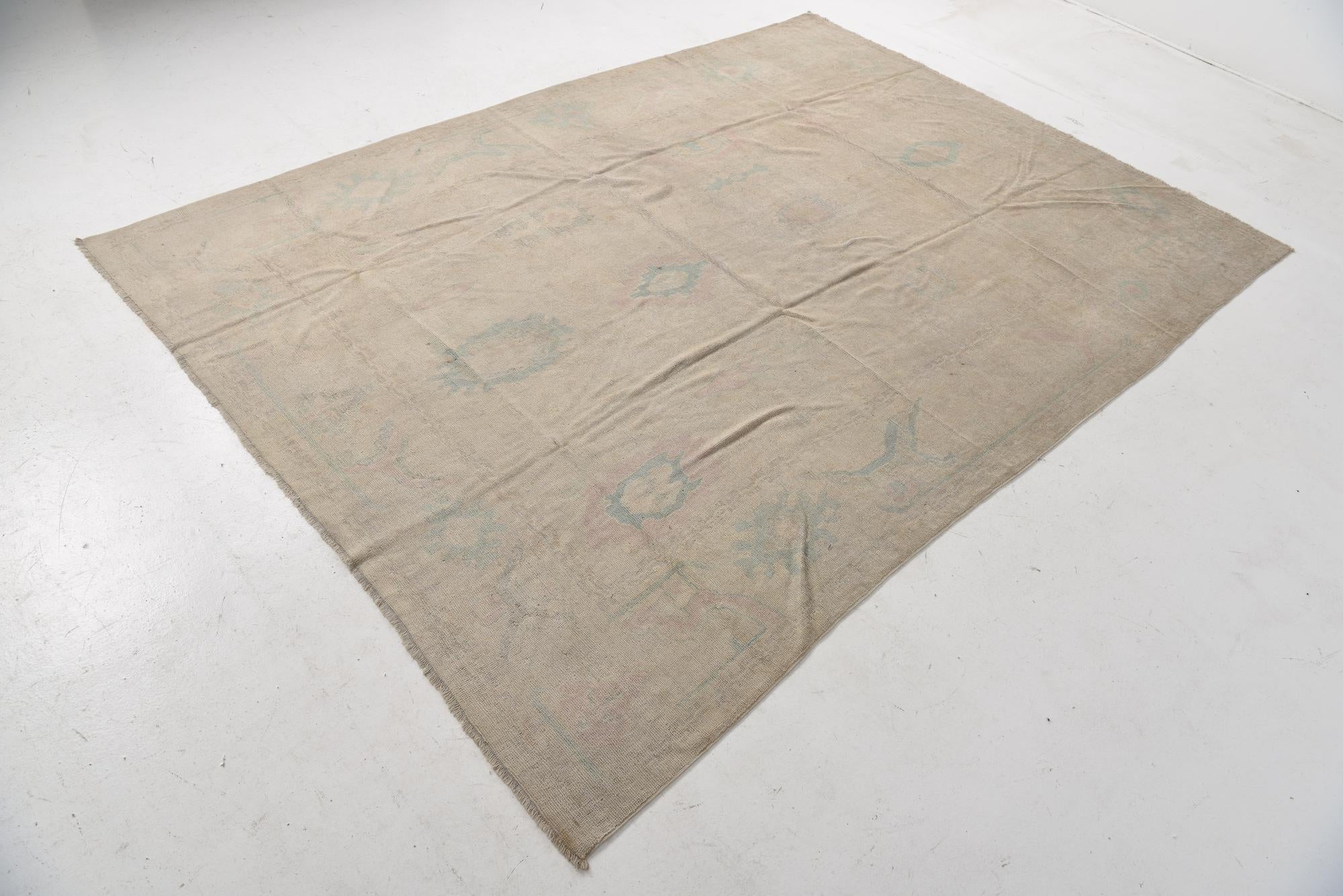 9' 6 x 13' 5 Hand Knotted Oushak Wool Rug