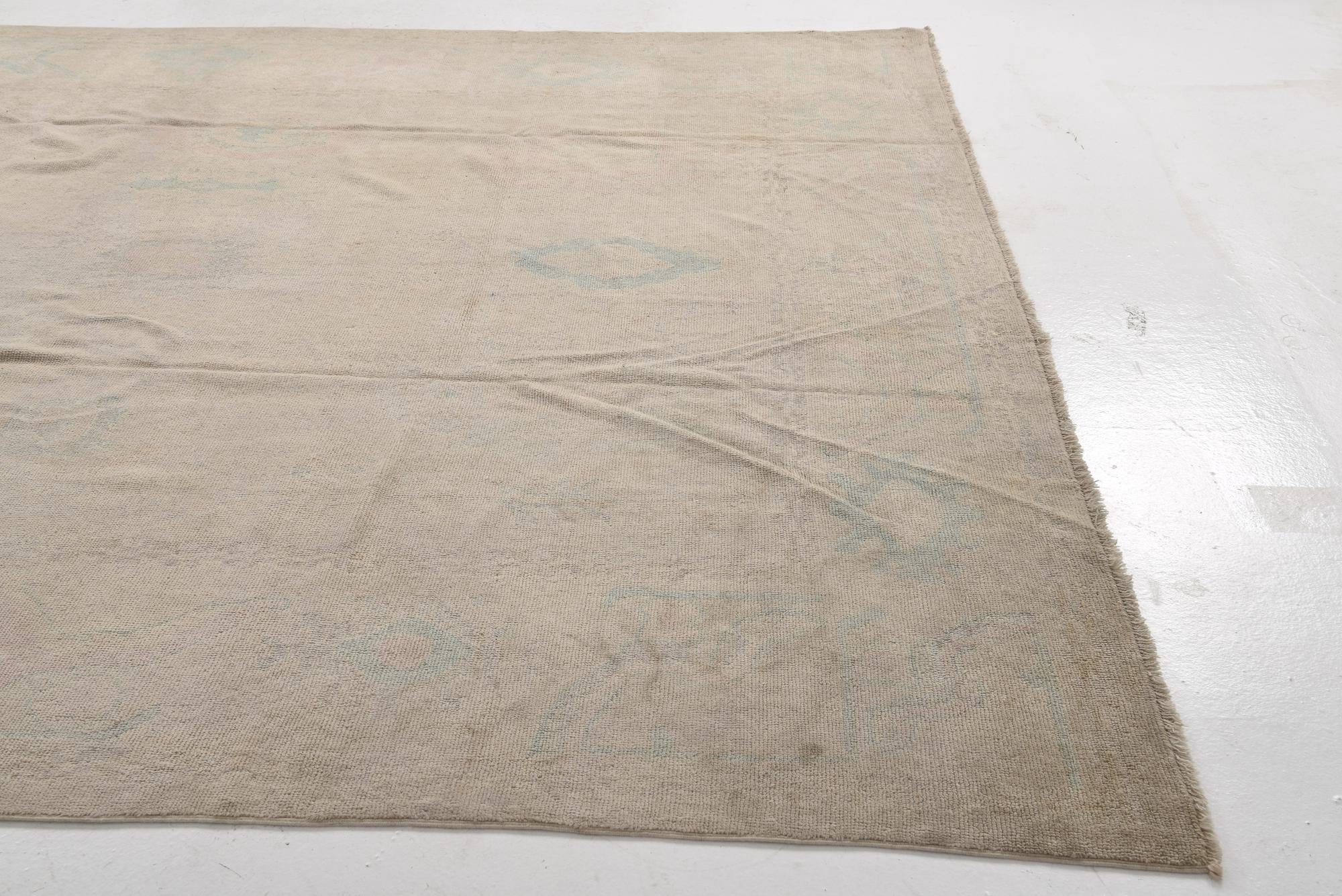 9' 6 x 13' 5 Hand Knotted Oushak Wool Rug