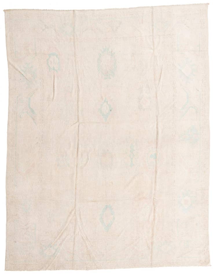 Detail image of 9' 6 x 13' 5 Hand Knotted Oushak Wool Rug