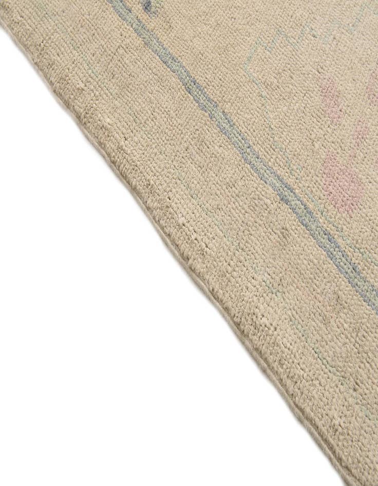 Detail image of 8' 10 x 11' 5 Hand Knotted Oushak Wool Rug