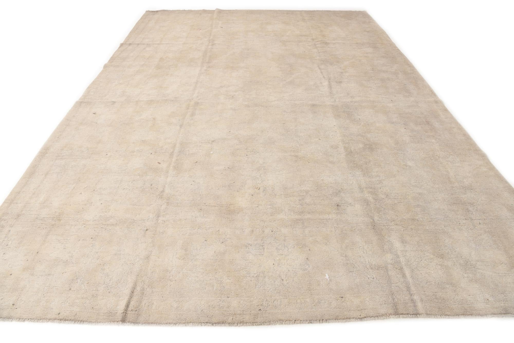 9' 10 x 14' Hand Knotted Oushak Wool Rug