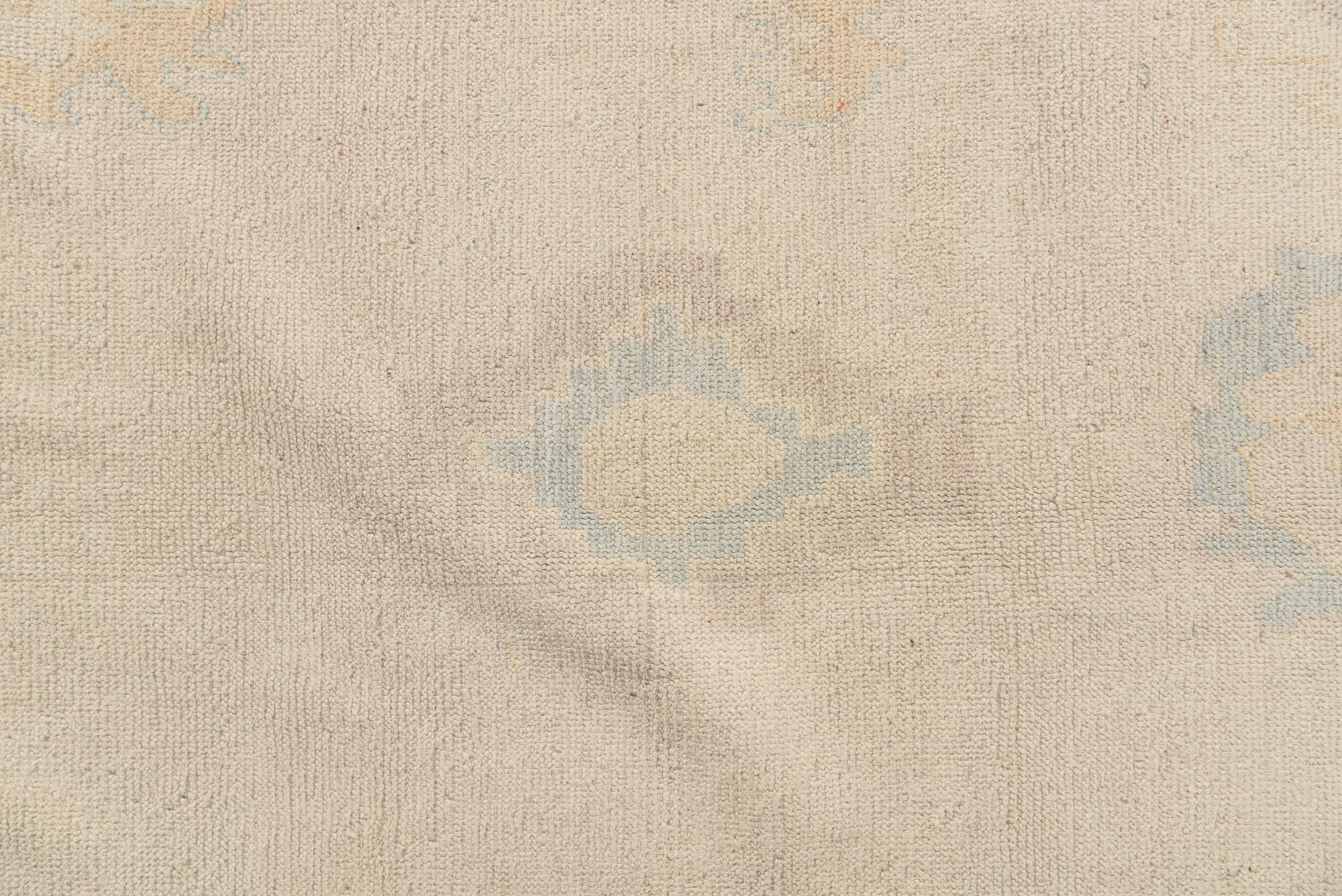 8' 10 x 11' 6 Hand Knotted Oushak Wool Rug