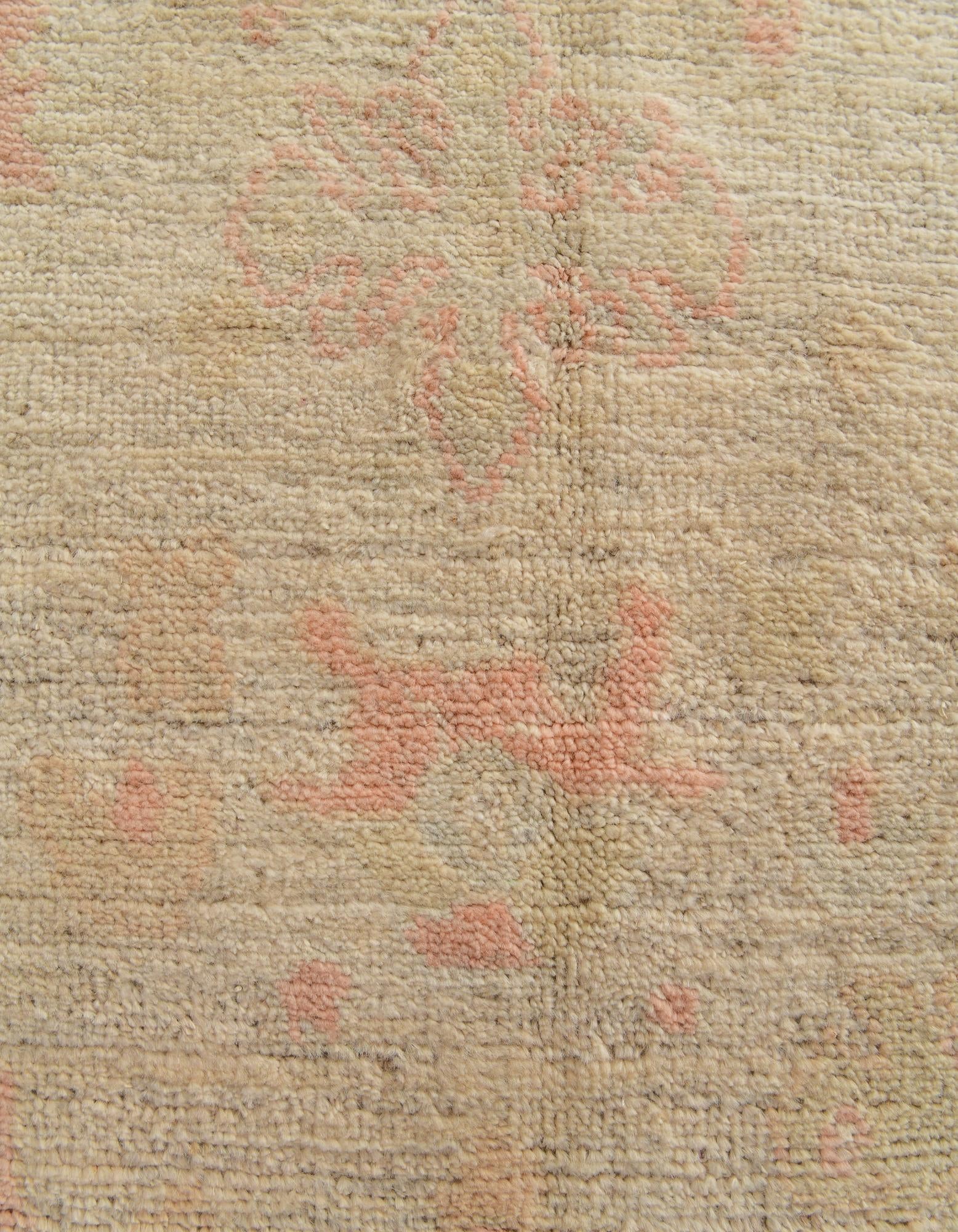 4' x 6' 2 Hand Knotted Oushak Wool Rug