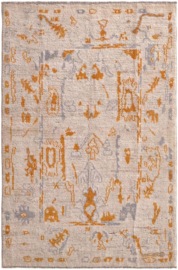 Detail image of 4' 1 x 6' 1 Oushak Wool Rug