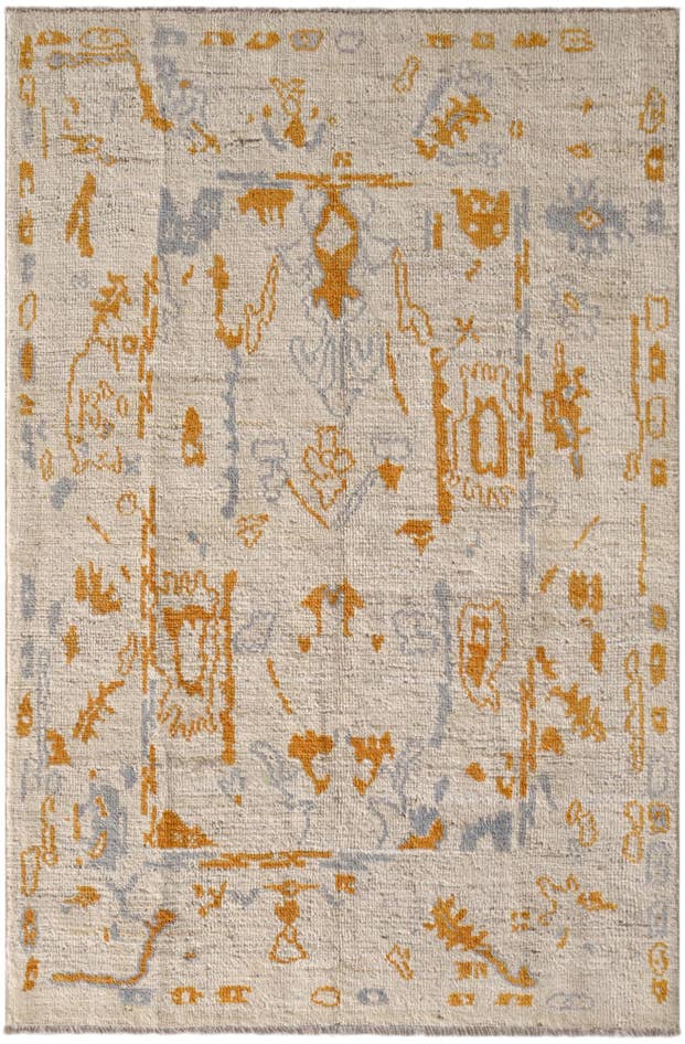 Detail image of 4' 1 x 6' 1 Oushak Wool Rug