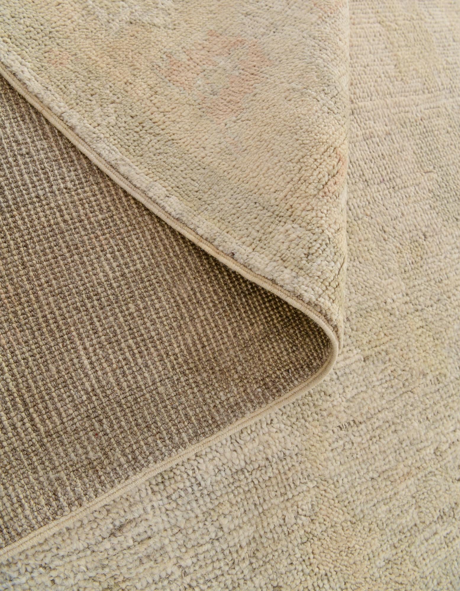 5' x 7' 5 Hand Knotted Oushak Wool Rug
