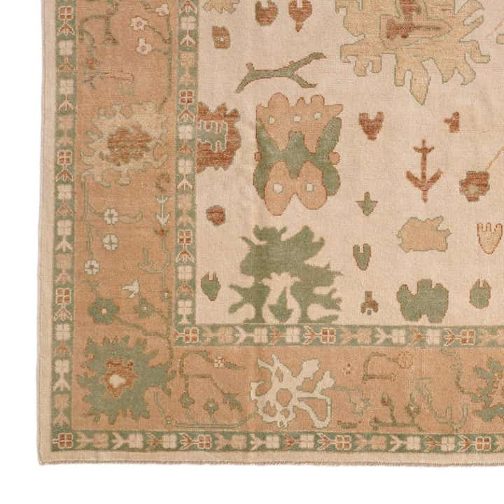 8' x 10' Hand Knotted Oushak Wool Rug