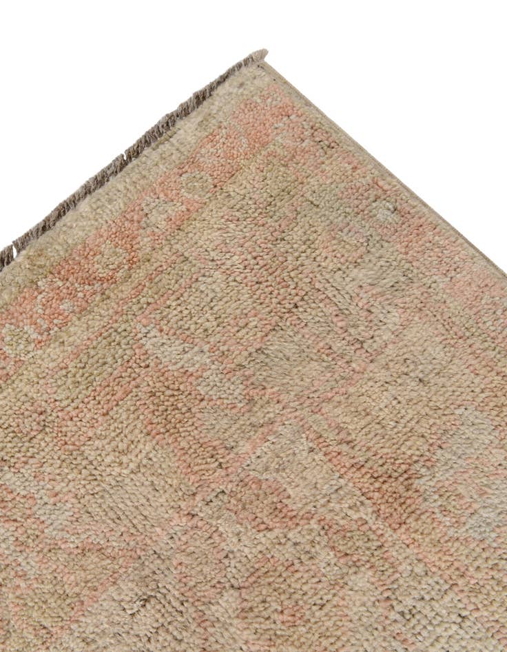 Detail image of 4' 1 x 6' 3 Hand Knotted Oushak Wool Rug