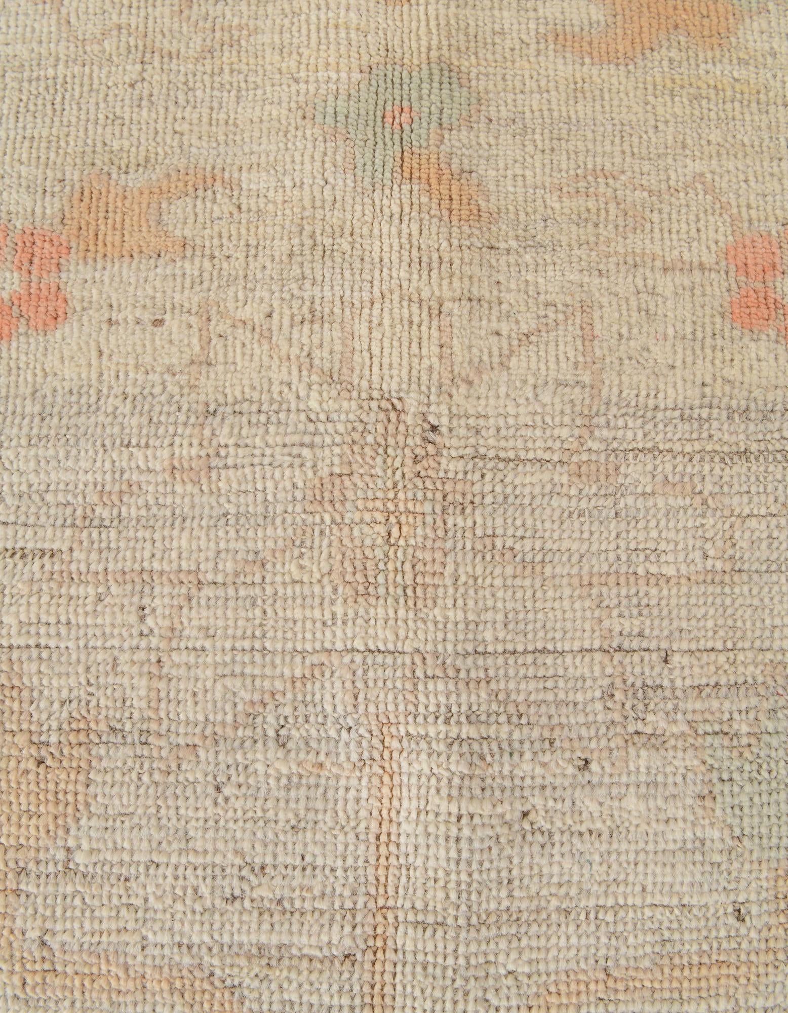 5' 2 x 6' 7 Hand Knotted Oushak Wool Rug