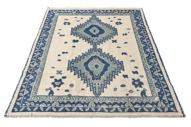 Detail image of 8' x 10' Hand Knotted Oushak Wool Rug