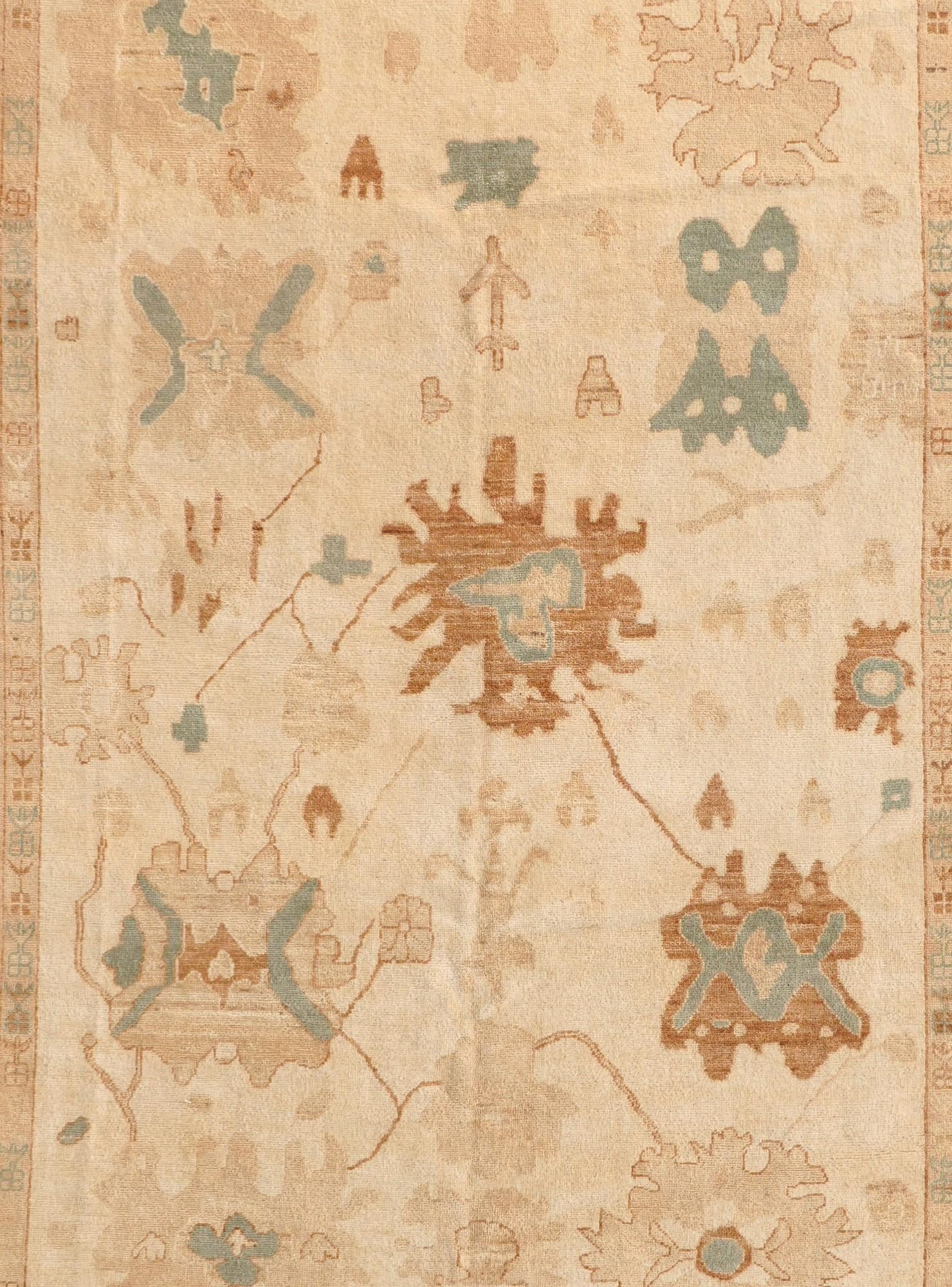 9' x 11' Hand Knotted Oushak Wool Rug