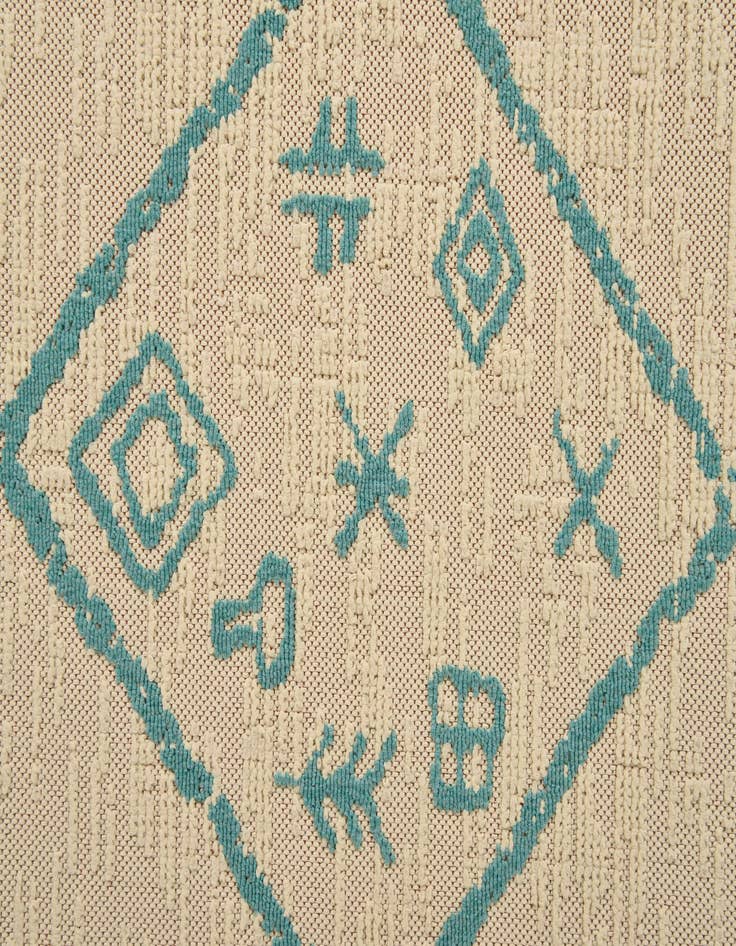 Detail image of 5' x 7' 7  Washable Bohemian Indoor / Outdoor Rug