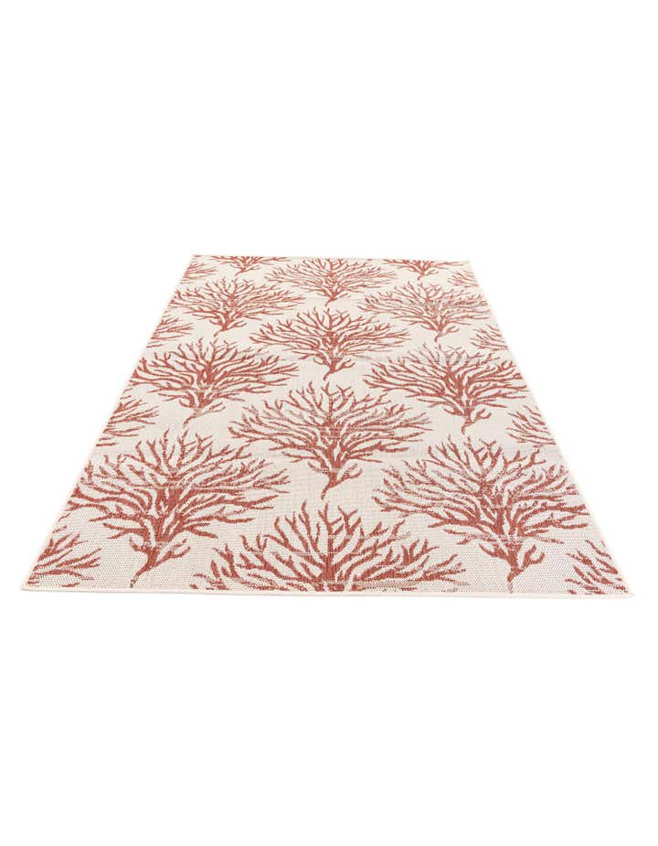 5' 3 x 7' 7 Easy-Clean Botanical Indoor / Outdoor Rug