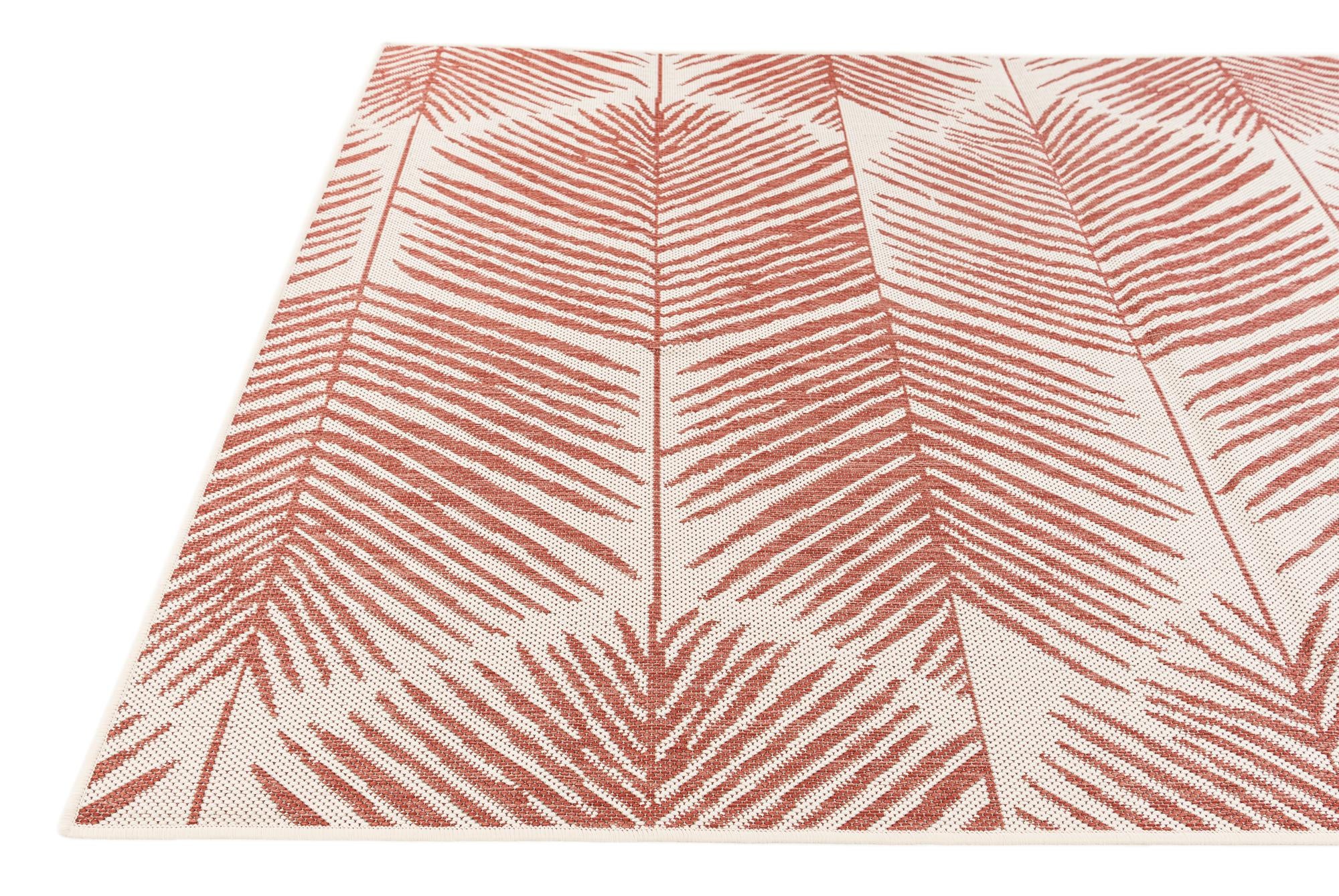 5' 3 x 7' 7 Easy-Clean Botanical Indoor / Outdoor Rug