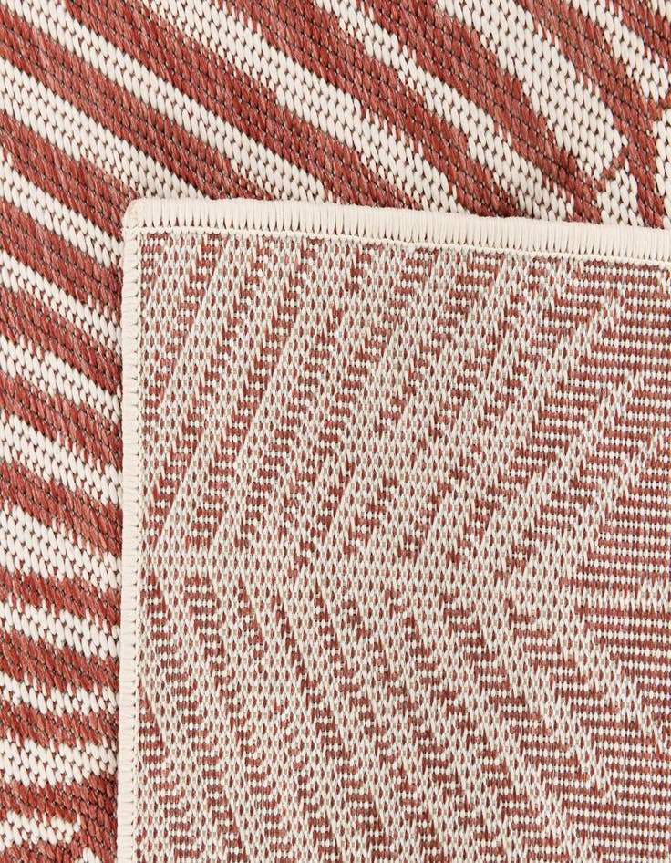 Detail image of 5' 3 x 7' 7  Washable Botanical Indoor / Outdoor Rug