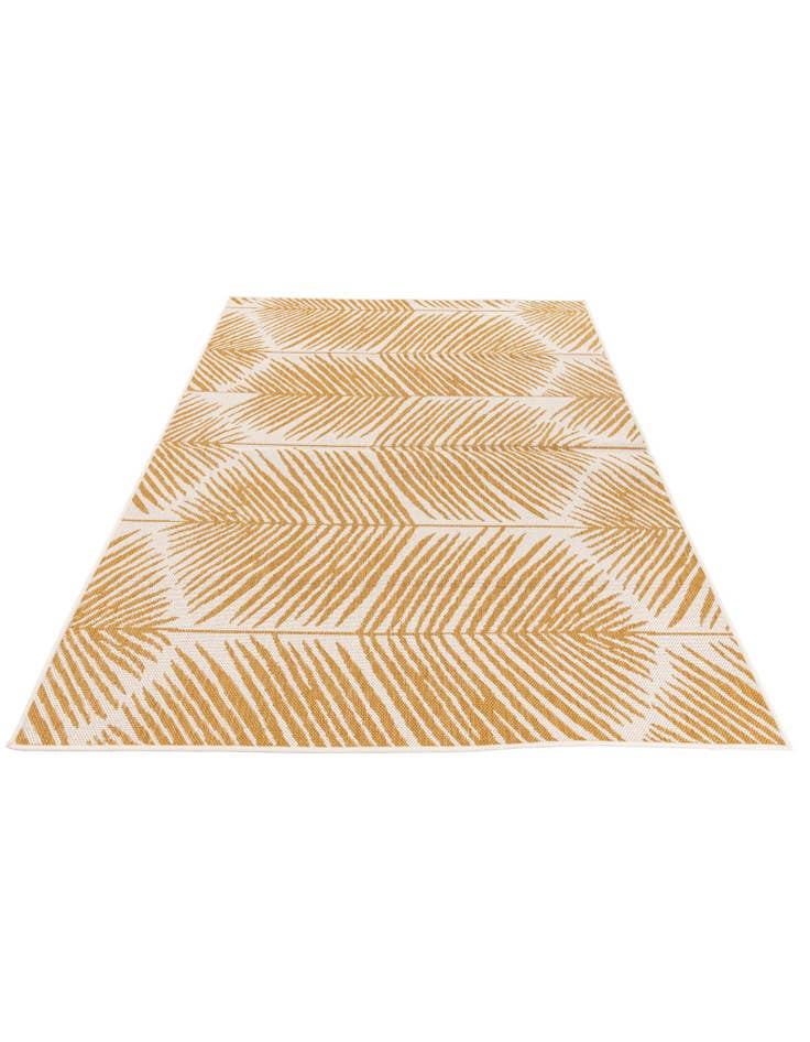 Detail image of 5' 3 x 7' 8  Washable Botanical Indoor / Outdoor Rug