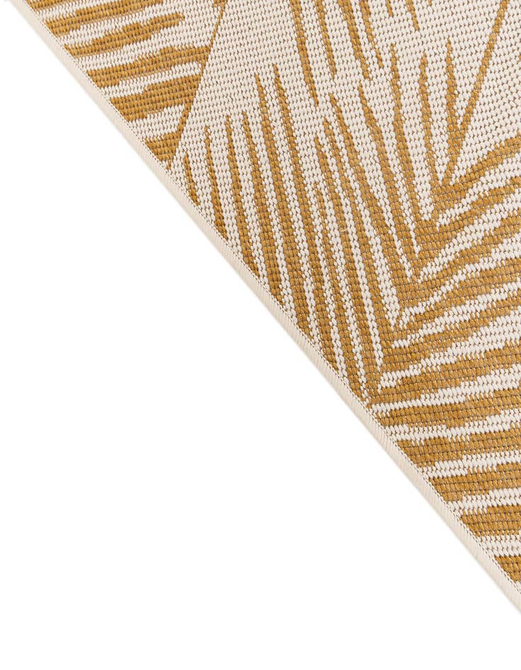 Detail image of 5' 3 x 7' 8  Washable Botanical Indoor / Outdoor Rug