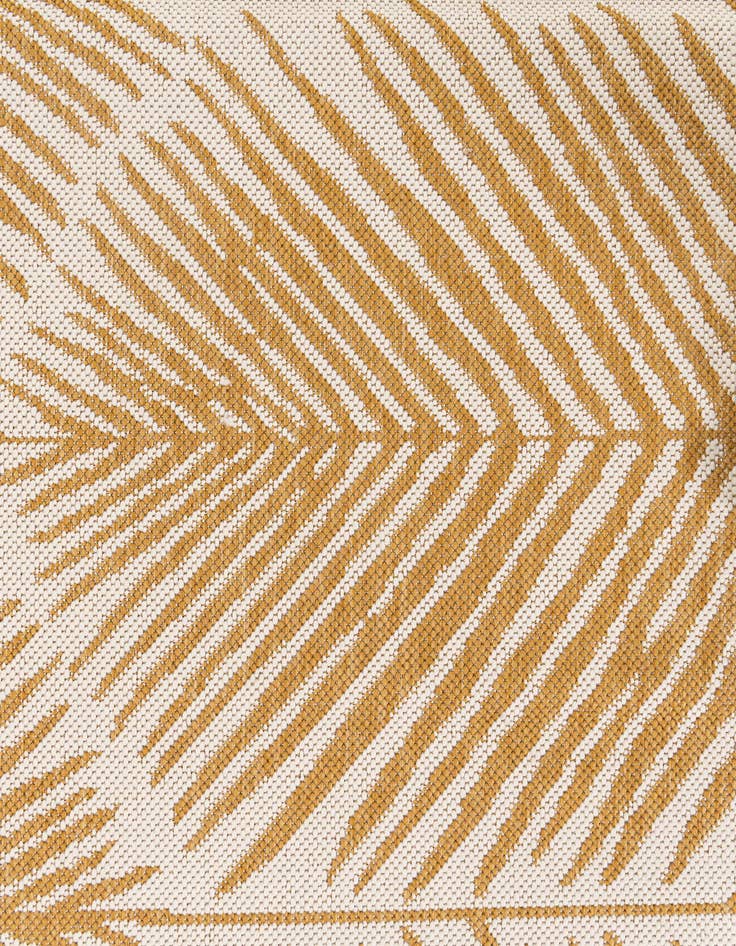 Detail image of 5' 3 x 7' 8  Washable Botanical Indoor / Outdoor Rug