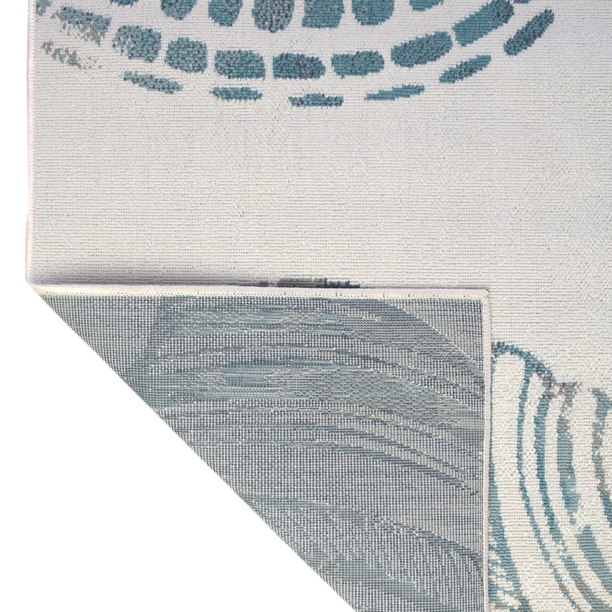7' 10 x 10' Easy-Clean Coastal Indoor / Outdoor Rug