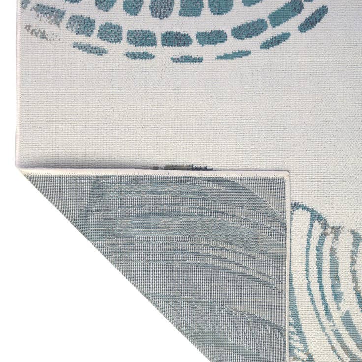 Detail image of 7' 10 x 10' Easy-Clean Coastal Indoor / Outdoor Rug