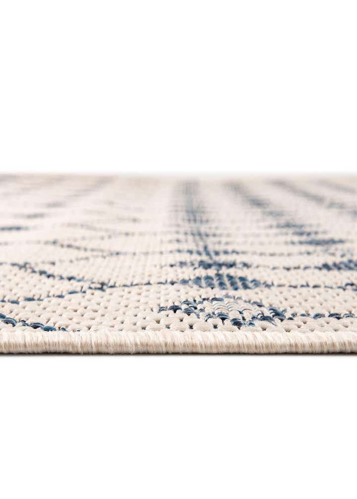 3' x 5' 3 Easy-Clean Lattice Indoor / Outdoor Rug