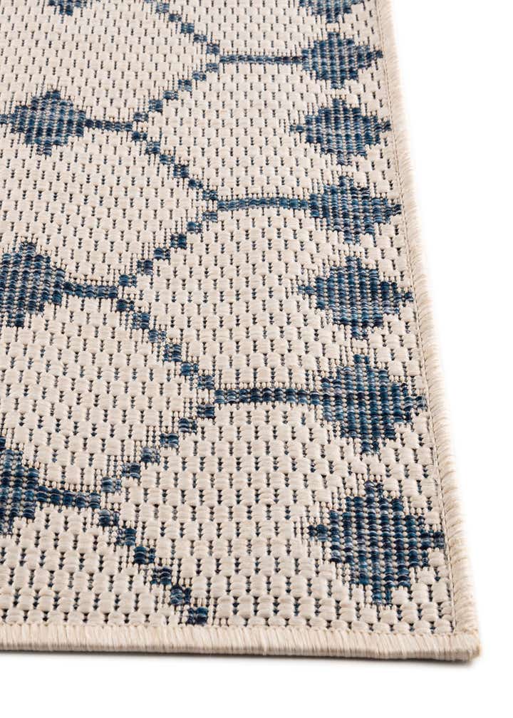 3' x 5' 3 Easy-Clean Lattice Indoor / Outdoor Rug
