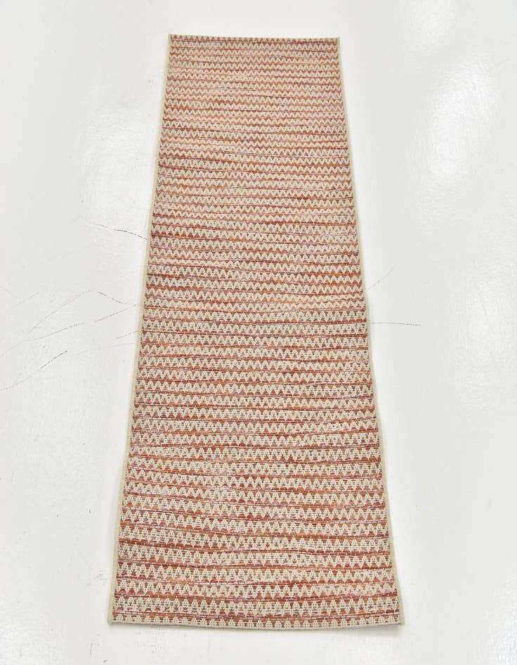 Detail image of 2' 7 x 4' 10 Easy-Clean Modern Indoor / Outdoor Rug