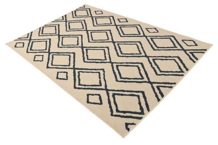 5' x 7' 7 Easy-Clean Modern Indoor / Outdoor Rug