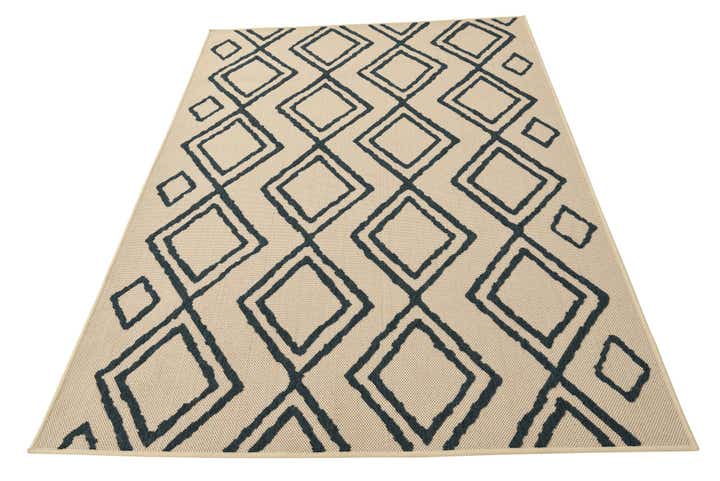 5' x 7' 7 Easy-Clean Modern Indoor / Outdoor Rug