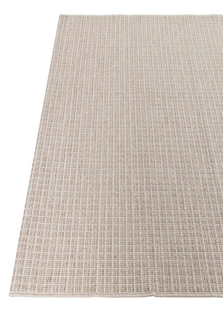 4' 8 x 7' 5 Easy-Clean Modern Indoor / Outdoor Rug